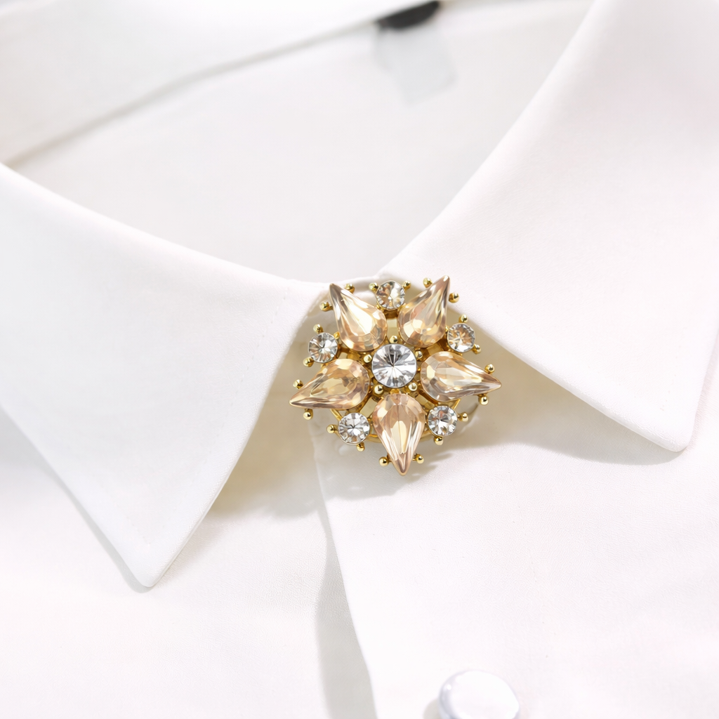 Knappepynt - Strass stjerneblomst (champagnefarget)