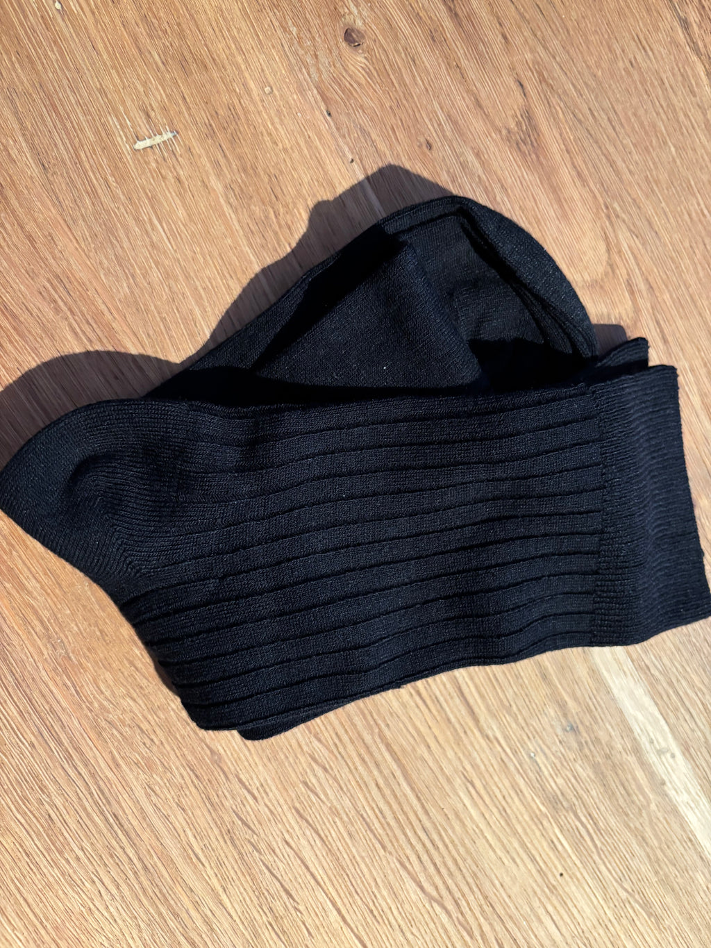 Ribbede dressokker i bambus - sort