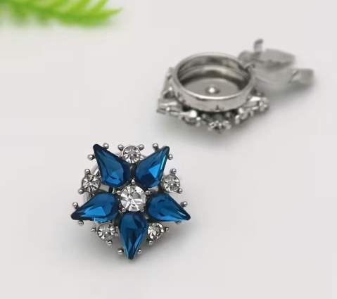 Knappepynt - Strass stjerneblomst (blå)